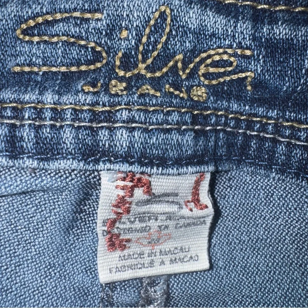 Silver Jeans Julia Low Rise Bootcut 30x30Raw Hem Y2K Flare - Picture 4 of 8